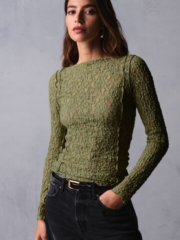 Next Shirt in Green