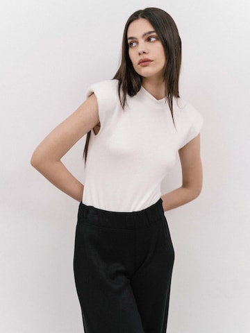 4TAILORS Blouse body in Wit: voorkant