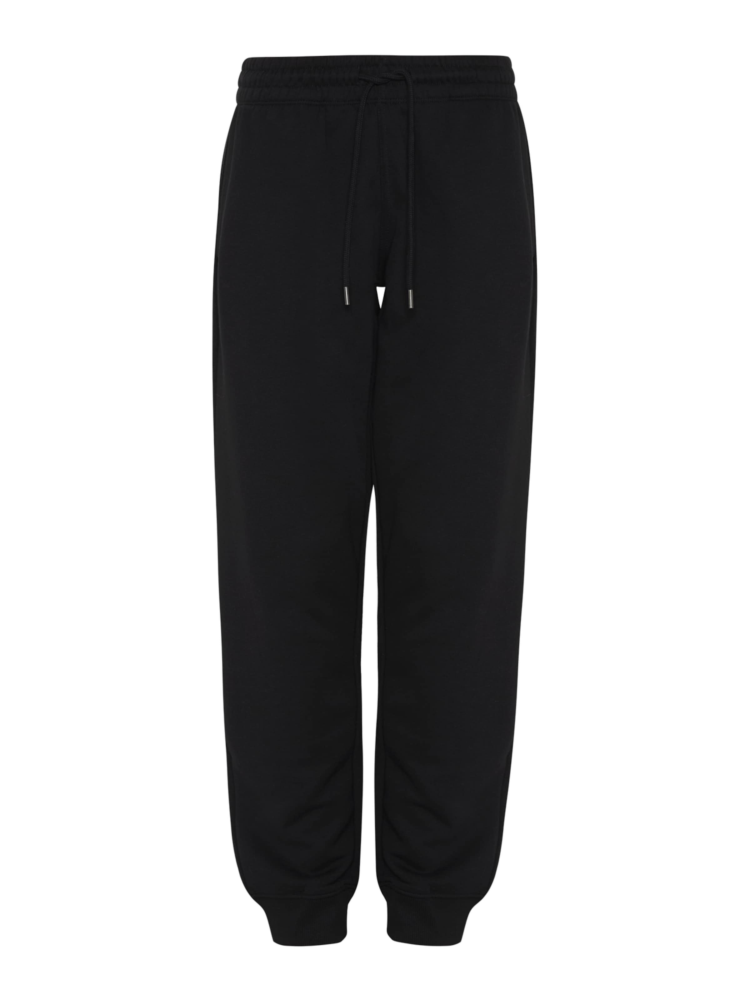 antargo Regular Pants in Black: front