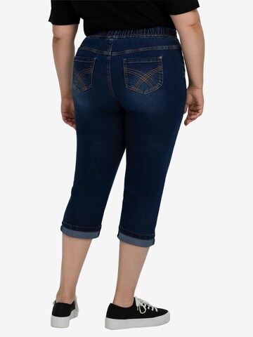 SHEEGO Slimfit Jeans in Blau