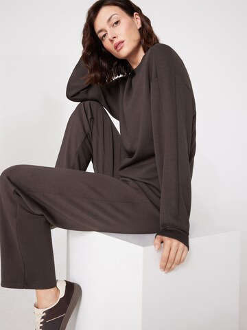 Tezenis Sweatshirt in Brown