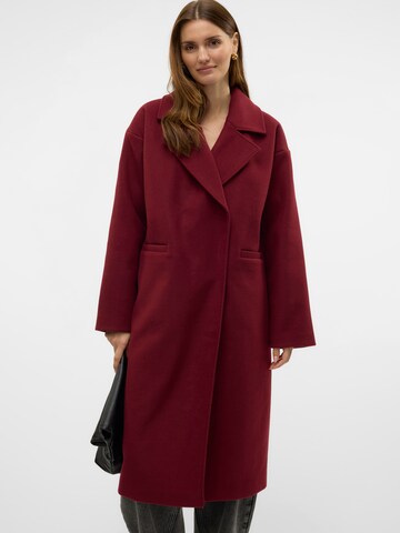 Manteau mi-saison 'VMCorrie' VERO MODA en rouge : devant