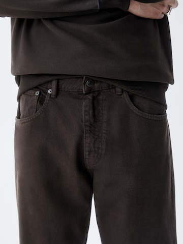 Pull&Bear Regular Jeans in Brown