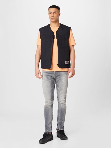 BOSS Orange - Camiseta 'Thinking 1' en naranja