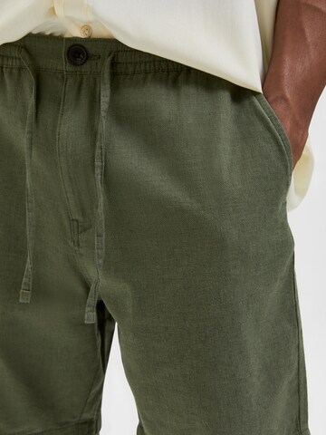 Regular Pantalon 'Newton' SELECTED HOMME en vert