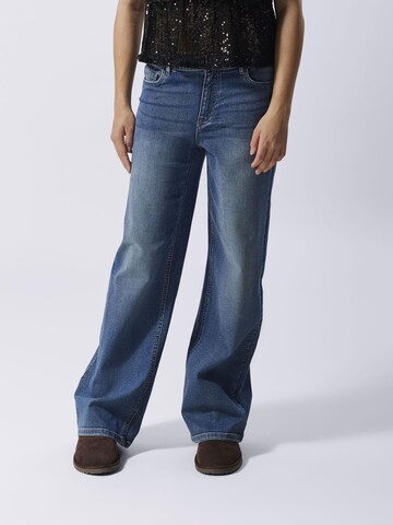 Wide leg Jeans 'Teppi' de la LMTD pe albastru: față