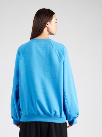 WEEKDAY Sweatshirt 'Viva' in Blauw