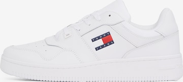 Baskets basses 'Essential Retro' Tommy Jeans en blanc : devant