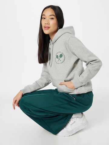 92 The Studio Sweatshirt in Grijs