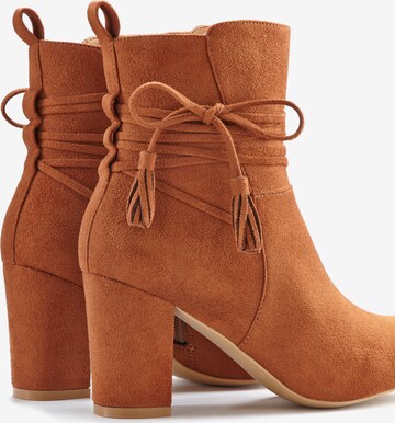 LASCANA Ankle Boots in Brown