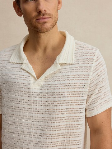 DAN FOX APPAREL Μπλουζάκι 'Jon' σε λευκό