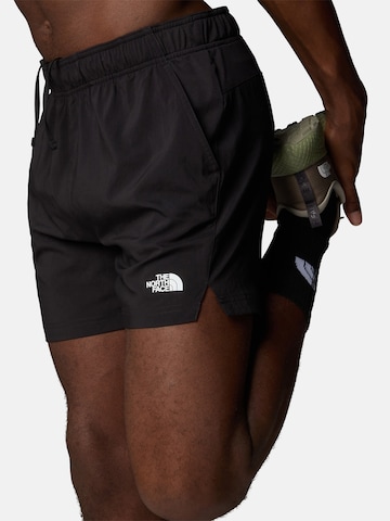 Regular Pantaloni sport 'M 24/7 5'' SHORTS' de la THE NORTH FACE pe negru