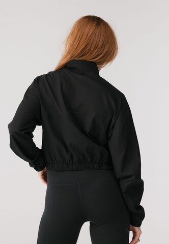 Giacca sportiva 'Miller' di Girlfriend Collective in nero