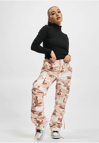 Brandit Regular Cargo trousers in Pink