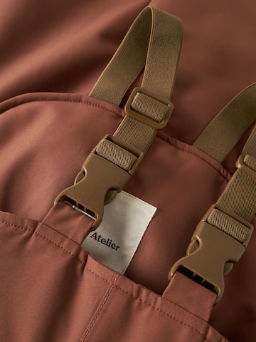 Lil'Atelier - regular Pantalón deportivo en rojo