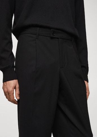 MANGO MAN Loose fit Pleat-Front Pants 'Sergib' in Black