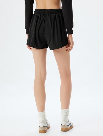 Koton Loosefit Broek in Zwart