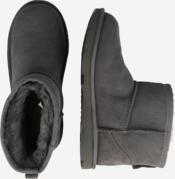 UGG Talvisaappaat 'Classic Mini II' värissä harmaa