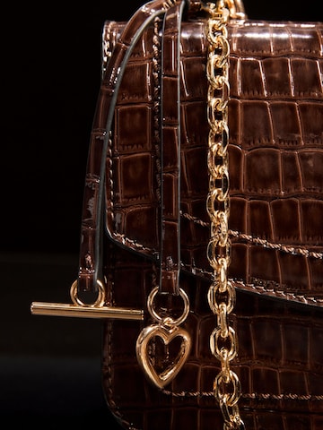 Lipsy Τσάντα ώμου σε καφέ