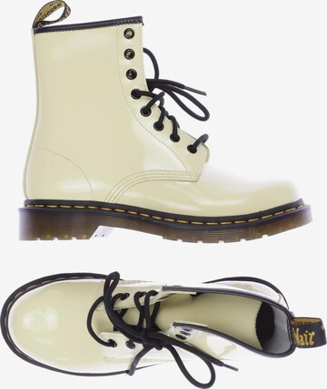 Dr. Martens Dress Boots in 40 in Yellow: front