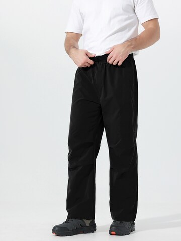 Youthup Loose fit Cargo Pants in Black