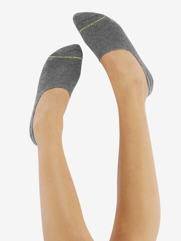 Chaussure basse 'Invisible Fellow' CHEERIO* en gris