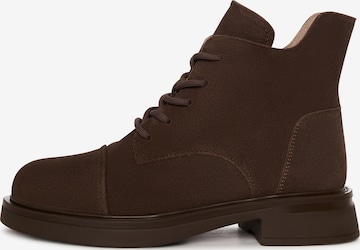 Bottines à lacets CESARE GASPARI en marron : devant
