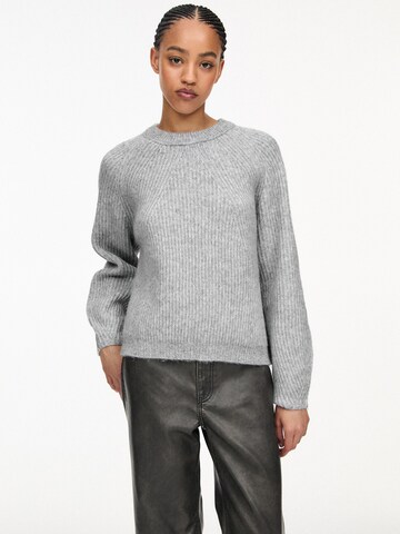 Pull&Bear Pullover in Grau: Vorderseite