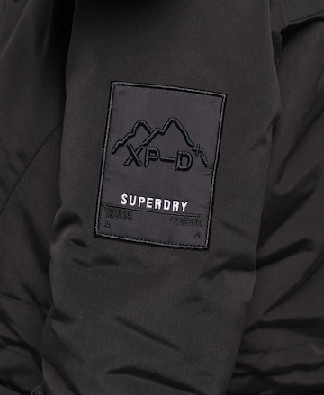 Parka de iarnă 'Everest' de la Superdry pe negru