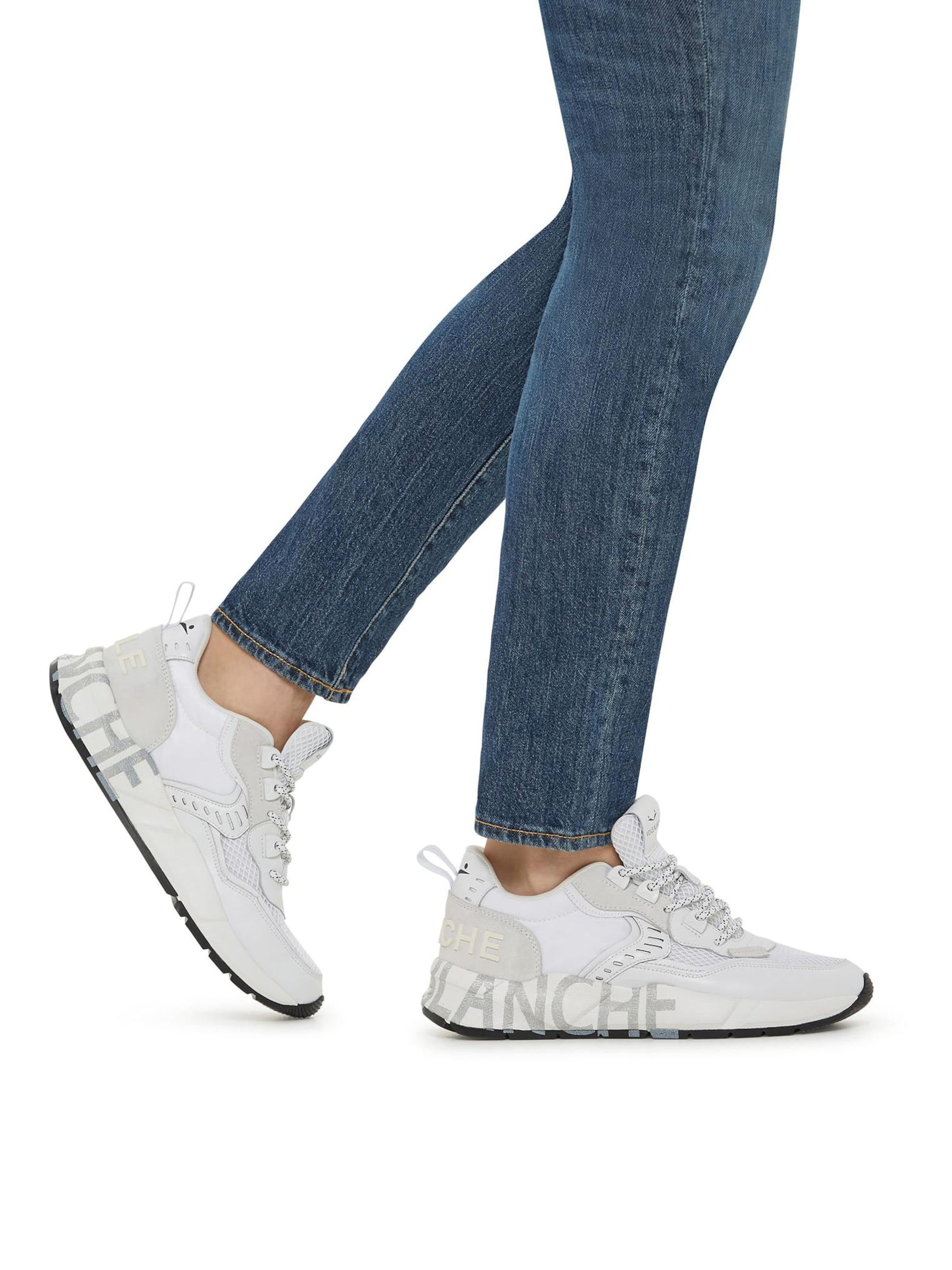 Voile blanche Platform trainers 'CLUB01' in White: front