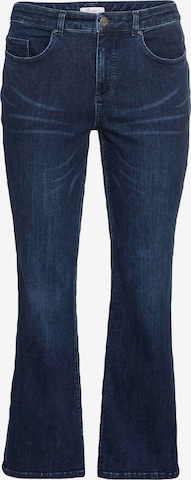 SHEEGO Flared Jeans in Blauw: voorkant