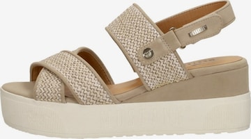 Sandales 'Sandalen Plat' MUSTANG en beige : devant
