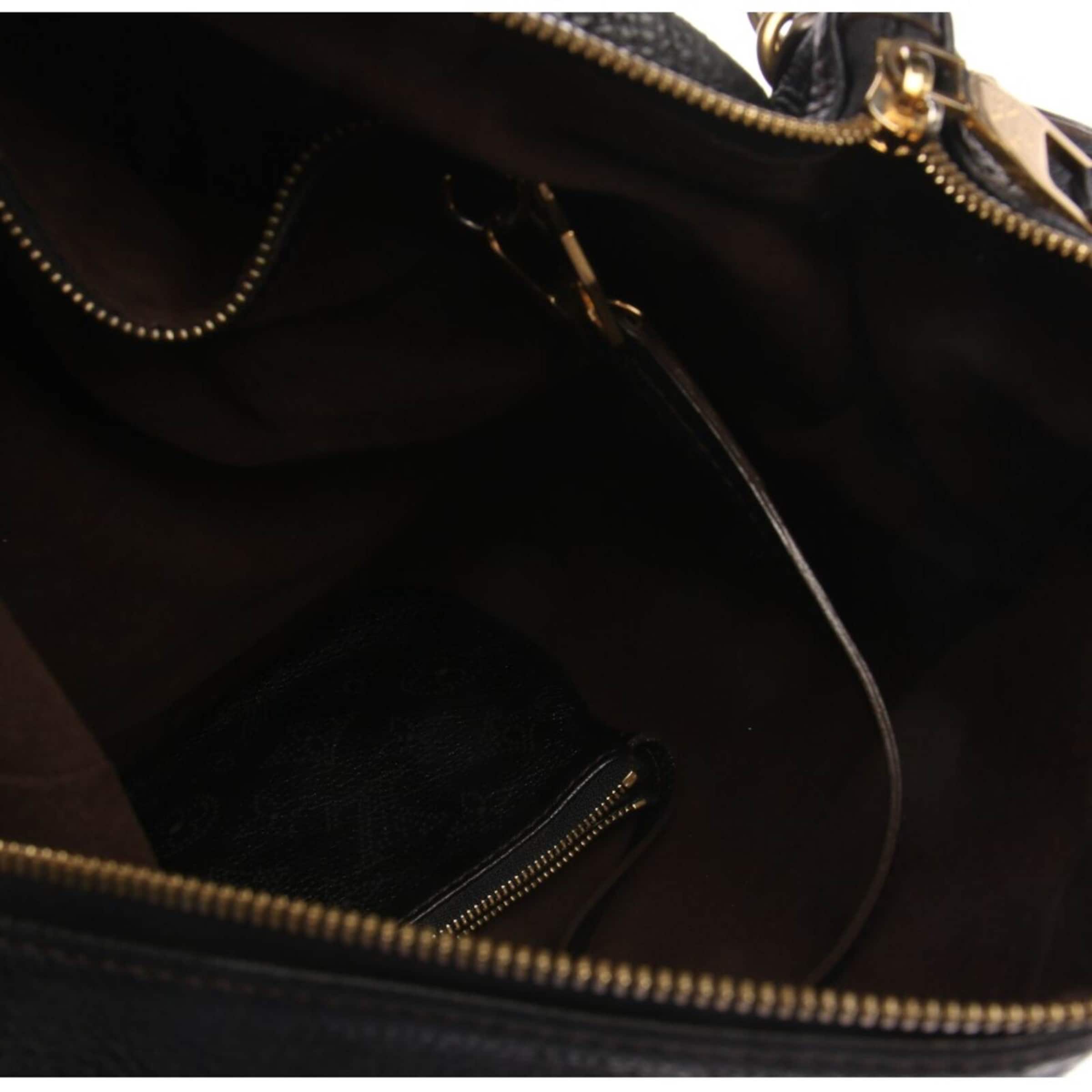 Louis Vuitton Bag in One size in Black