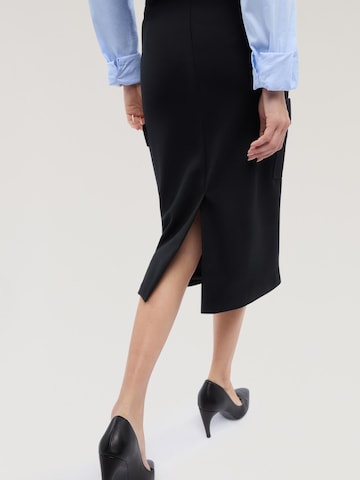 Trussardi - Falda en negro