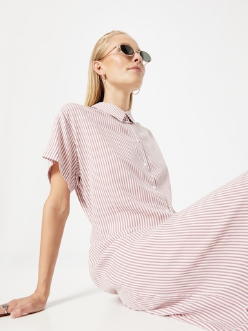 VERO MODA - Vestidos camiseiros 'BUMPY' em branco