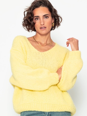 SASSYCLASSY Oversizepullover in Gelb
