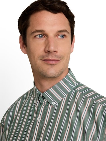 TOM TAILOR Comfort fit Button Up Shirt in Green