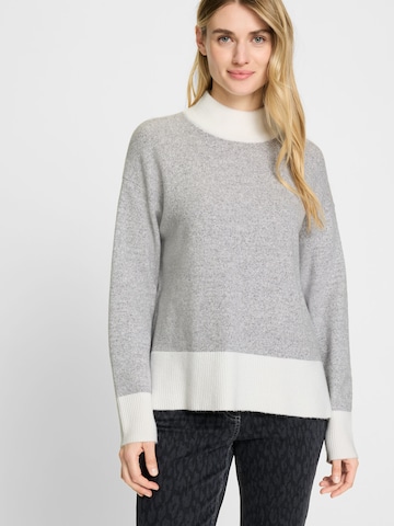 T-shirt Olsen en gris : devant