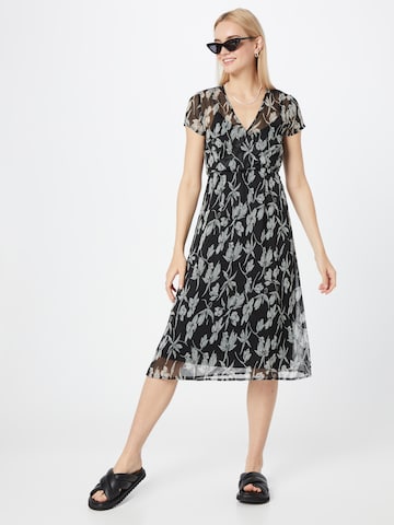 Robe 'Pernilla' ABOUT YOU en noir