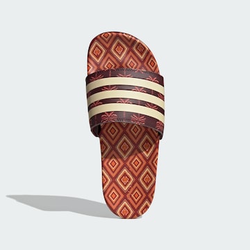 ADIDAS SPORTSWEAR Sandaalit 'Adilette' värissä ruskea