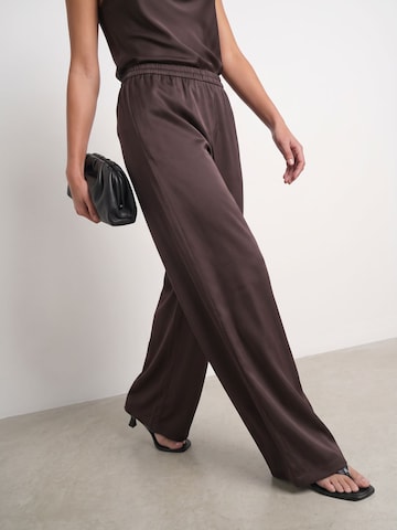 Regular Pantalon 'HDJILL' HYPEDROP en marron
