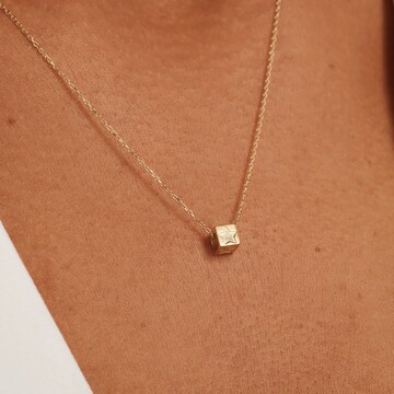 Isabel Bernard Charm in Gold