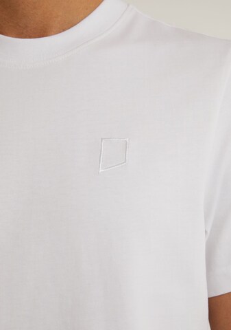 CHASIN' Shirt 'Brace-B' in White