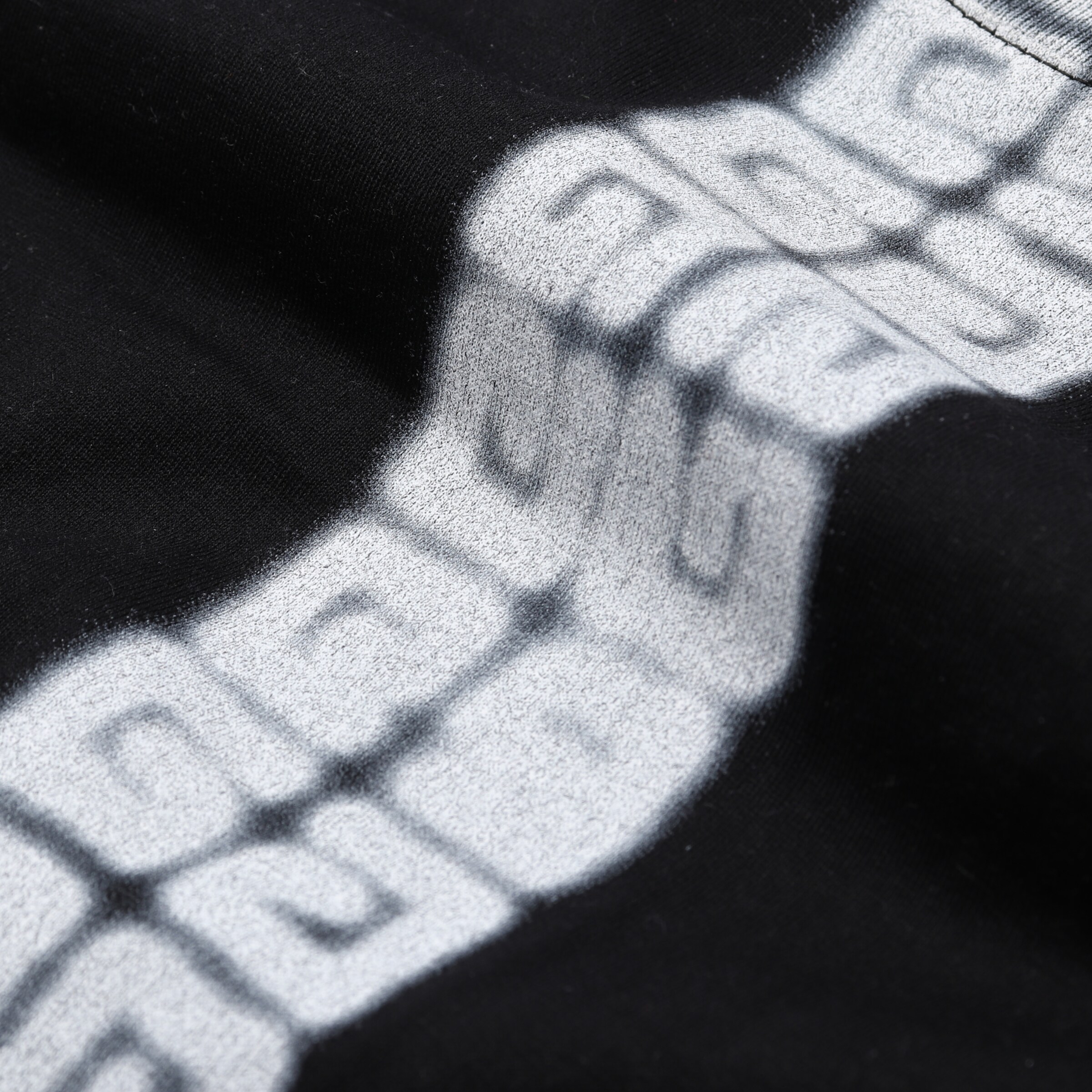 Givenchy Top & Shirt in XS in Black