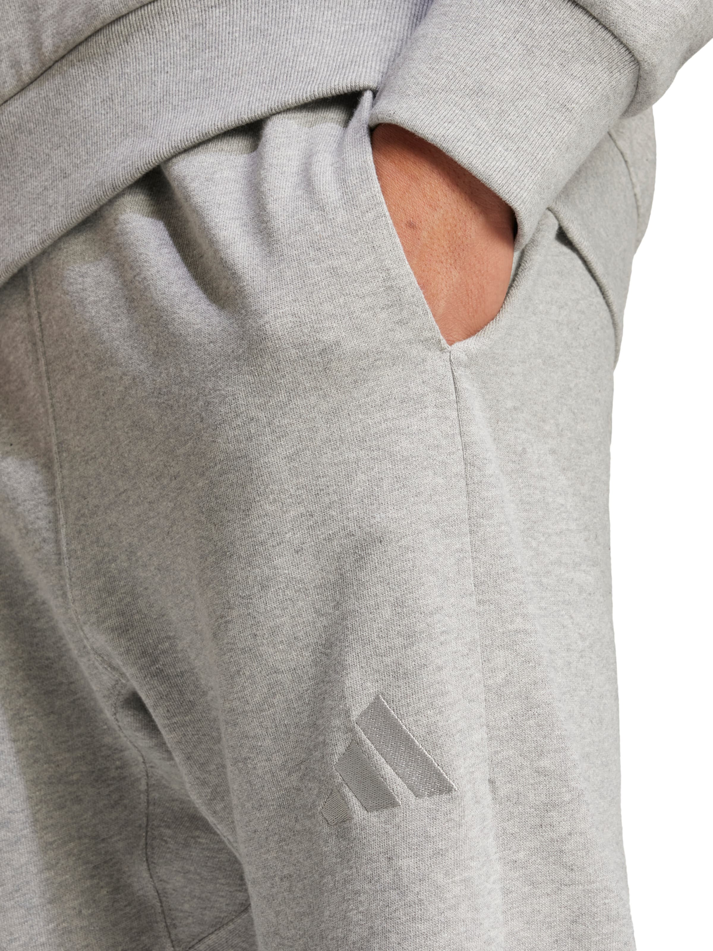 ADIDAS SPORTSWEAR Tapered Sportbroek 'ALL SZN' in Grijs