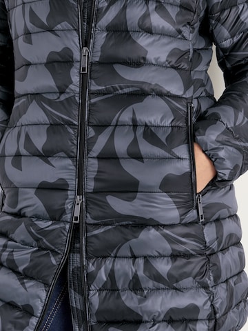 Veste mi-saison Cellbes of Sweden en gris