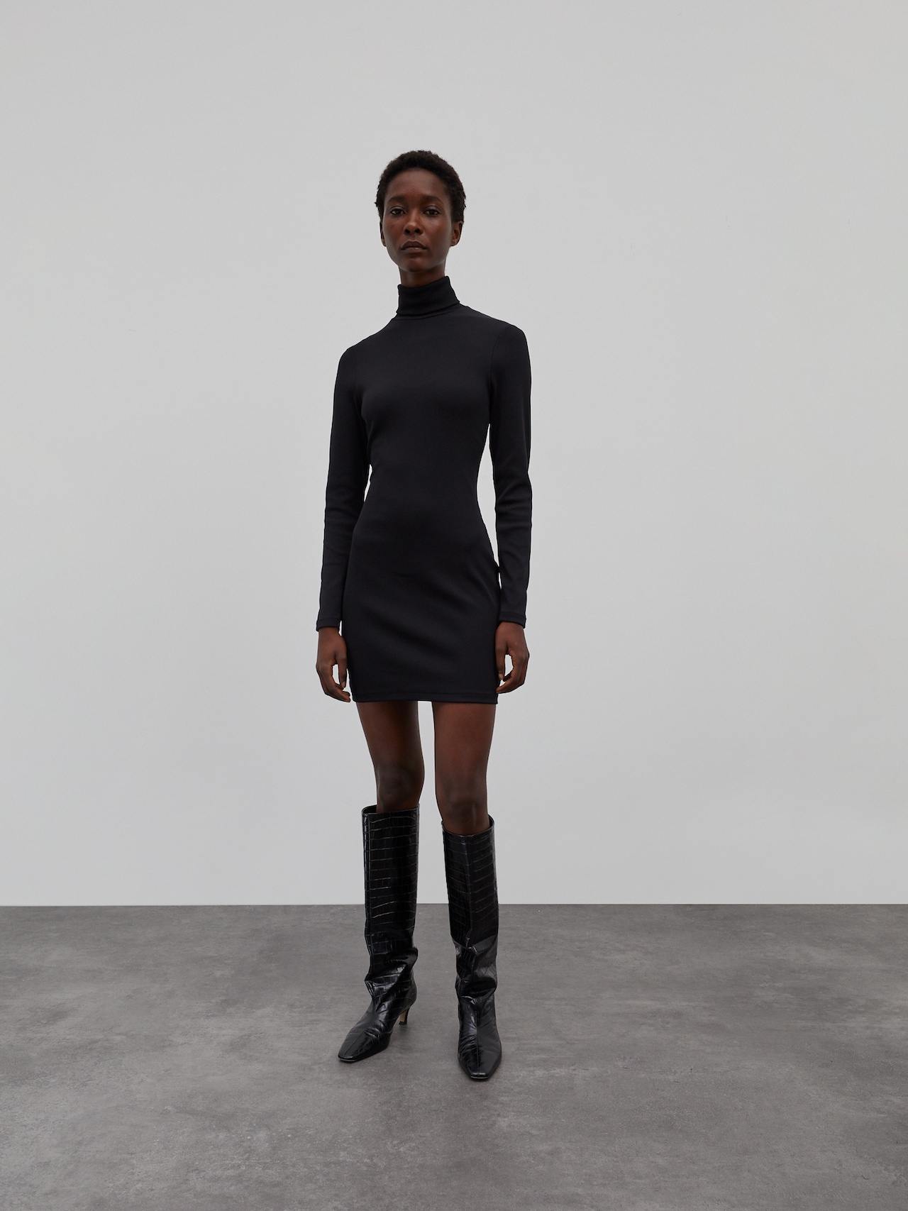 EDITED Gebreide jurk 'Dada' Zwart