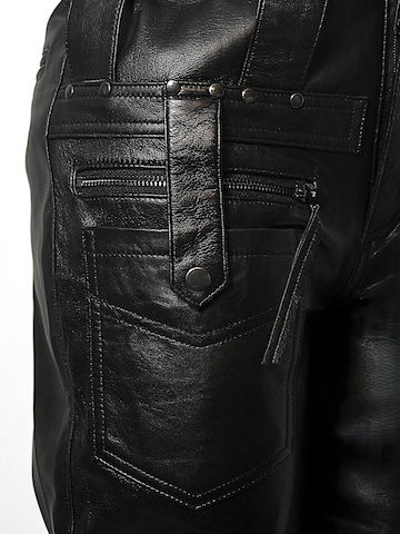 Be  Noble Regular Cargo trousers in Black