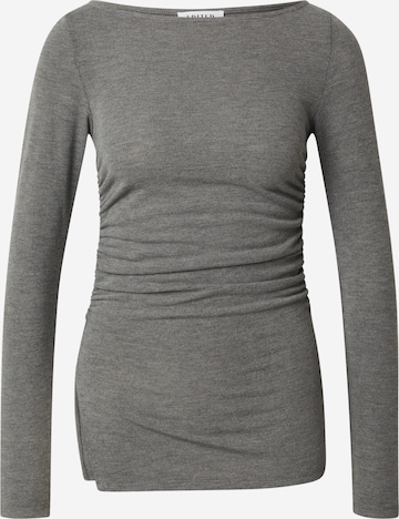 EDITED T-shirt 'Imelda' i grå: framsida