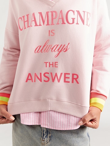 Sweat-shirt 'Champagne Is The Answer' miss goodlife en rose